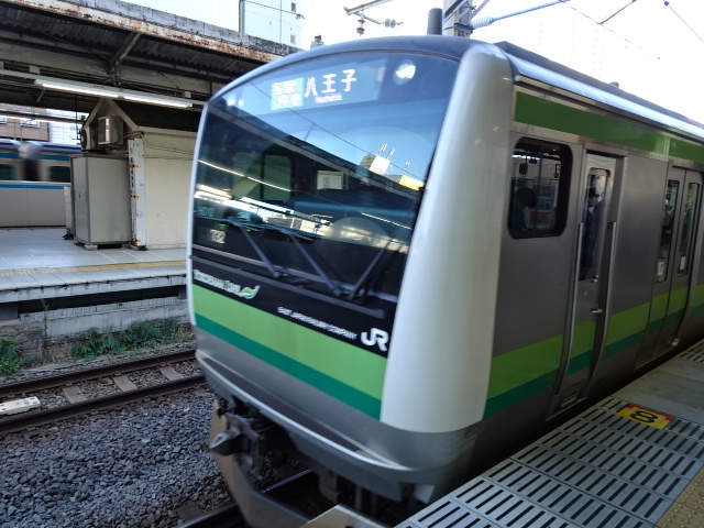 E233系6000番台東神奈川入線