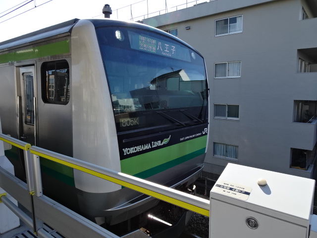 E233系6000番台菊名入線