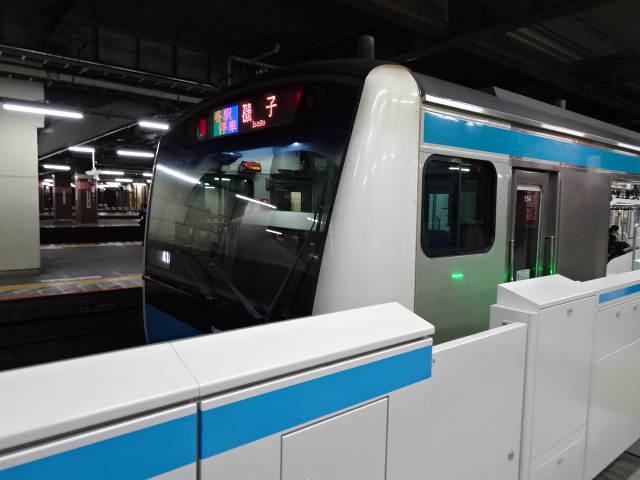 E233系1000番台大宮にて出発を待つ。